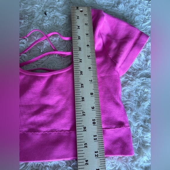 Aerie Pink Puff Sleeve Crop top‎ - Picture 5 of 5